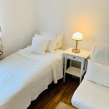 Top Renoviertes Apartement In Bester Lage Von Homburg- 5 Fussminuten Zur Uniklinik Homburg  Ngoại thất bức ảnh
