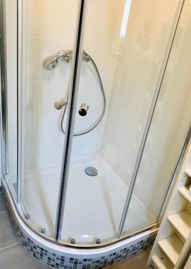 Top Renoviertes Apartement In Bester Lage Von Homburg- 5 Fussminuten Zur Uniklinik Homburg  Ngoại thất bức ảnh
